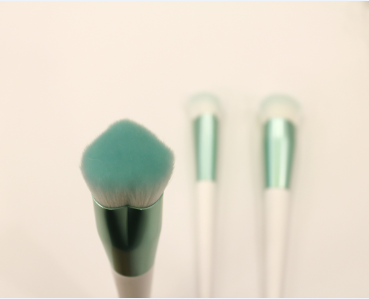 化妝刷一般都有哪些材質呢？