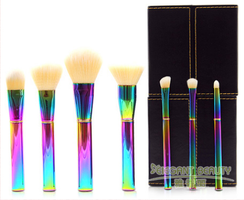 不同類型的化妝刷該如何使用？