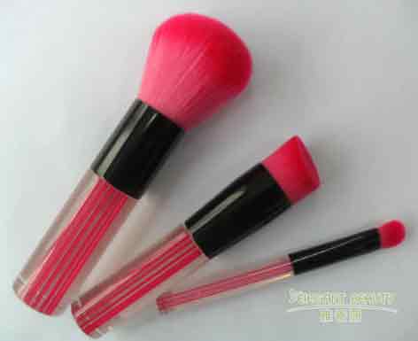 雅香麗教你化妝刷選購(gòu)的方法都有哪些？