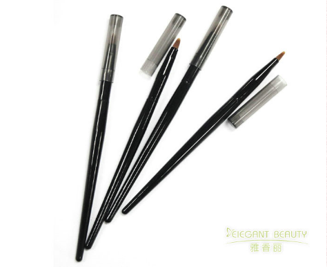 唇刷的正確使用方法及如何進(jìn)行日常保養(yǎng)你知道嘛？