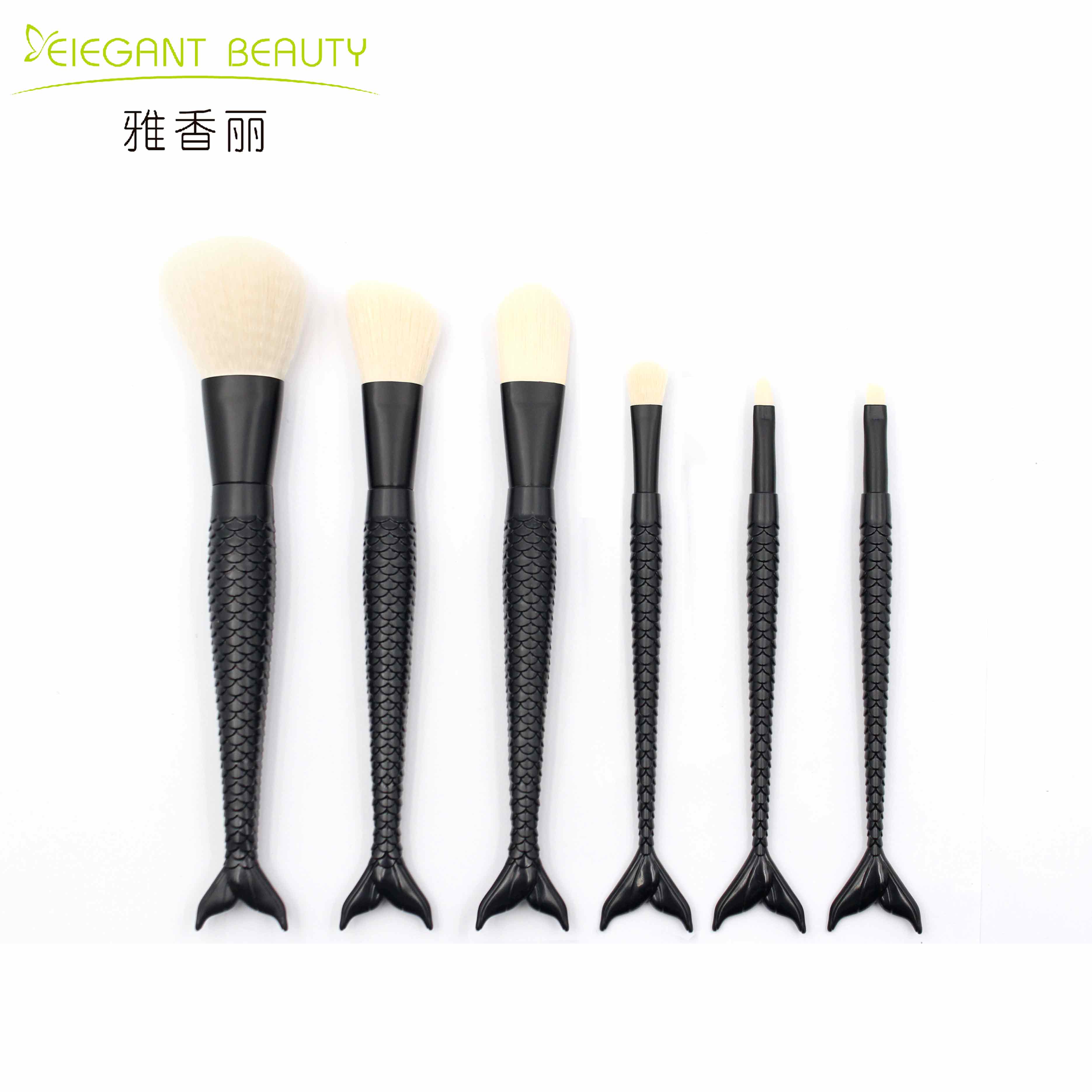 5個化妝刷小技巧，讓你輕松避免顏色混雜