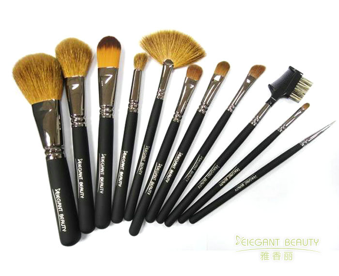 化妝刷工廠的刷毛裁剪技術(shù)如何保證刷毛端面平整？